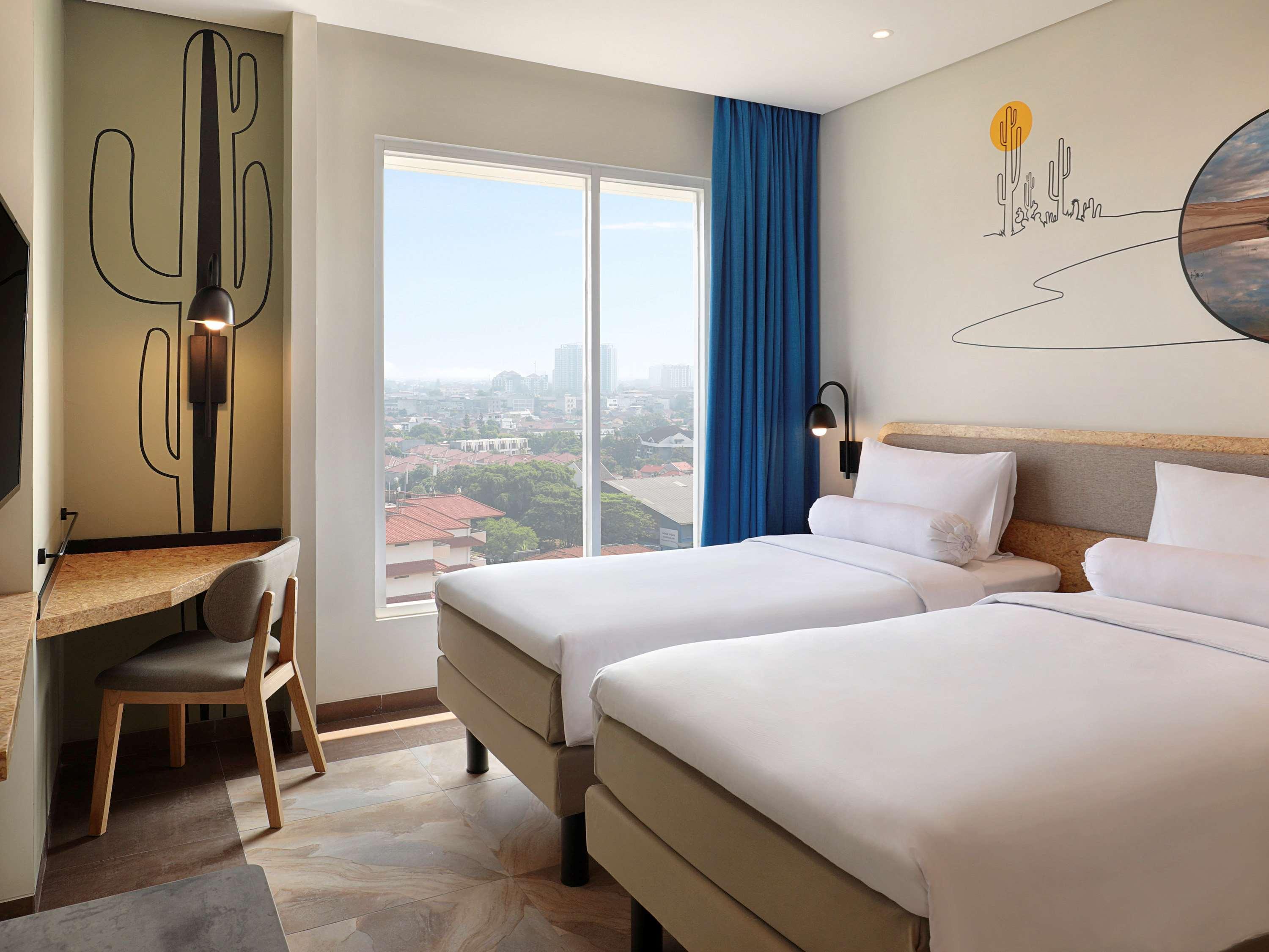 Ibis Styles Simatupang होटल Jakarta