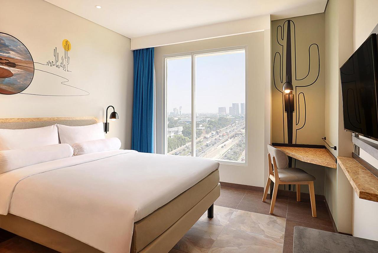 Ibis Styles Simatupang होटल
